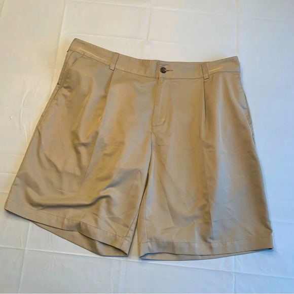 Mens adidas tan golfing shorts size 38 with custom  logo - Picture 1 of 9